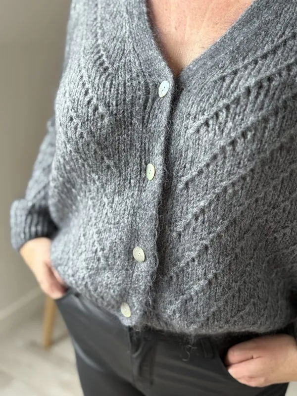 Gilets en Maille : Gilet Maëlys Milanah, Douceur et Élégance !