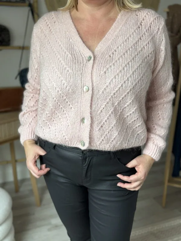 Gilets en Maille : Gilet Maëlys Milanah, Douceur et Élégance !