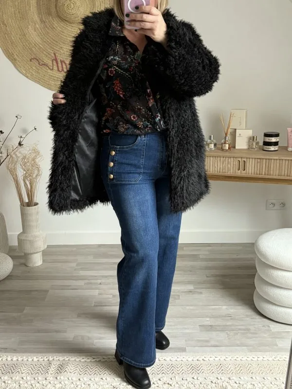 Manteau Fausse Fourrure Noir : adoptez l’élégance ! - Le Showroom de Milanah