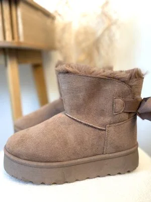 boots-fourrees-femme Boots Fourrées Femme : Confort et Chaleur pour l’Hiver - Le Showroom de Milanah