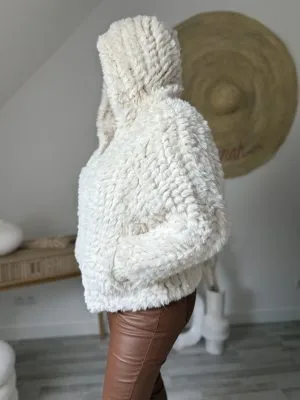 gilet-grosse-maille-femme Gilet Grosse Maille Femme : chaleur et style en toute simplicité - Le Showroom de Milanah