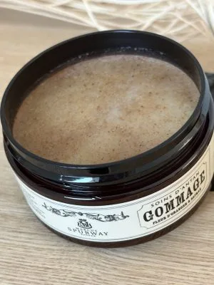 gommage-pour-le-corps Gommage pour le Corps : Exfoliation Douce & Bien-Être Relaxant - Le Showroom de Milanah
