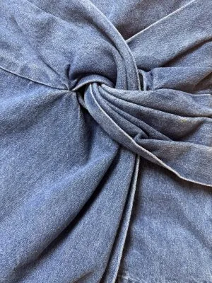 Jupe short en jean tendance femme – taille haute & nœud drapé