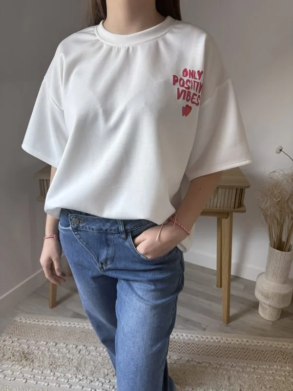 Sweat manches courtes : douceur et style, tendance de la saison