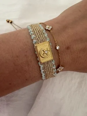 Bracelet Tissu Femme Doré et Breloque – Bijou Léger Ajustable