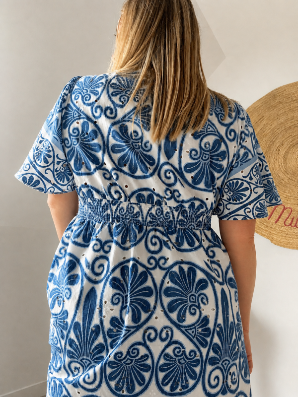 Robe Courte Broderie Anglaise Bleue & Blanche – Milanah