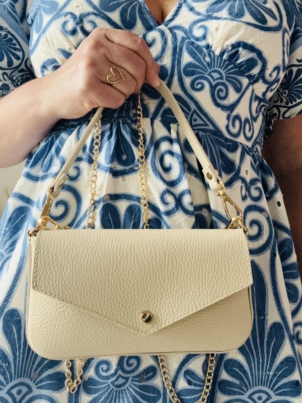 Sac baguette écru en cuir grainé