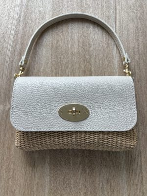 sac-raphia-cuir-ecru-chaine-doree-femme Sac Raphia Cuir Écru Chaîne Dorée Femme – Milanah